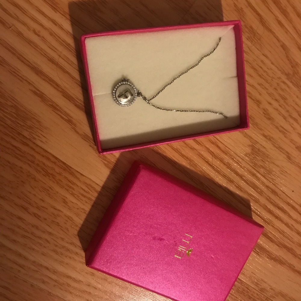 Mia Necklace